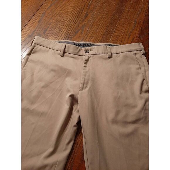 40x30 Haggar In Motion Khaki Tan Active Pants Flat Front Pleated Leg High Waist - Picture 2 of 3